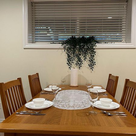 A Private Suite In 포트무디 외부 사진